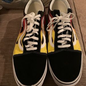 size 16 vans shoes